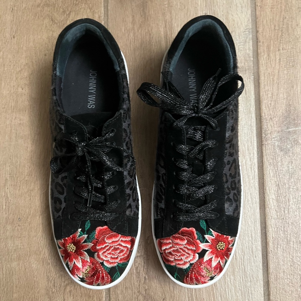 Johnny Was Black and Red Floral Sneakers Sz 10